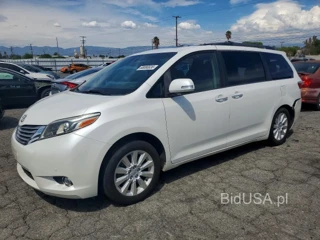 TOYOTA SIENNA LIMITED PREMIUM 7-PASSENGER