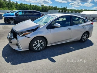 TOYOTA PRIUS PRIME LE
