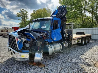 FREIGHTLINER 114SD