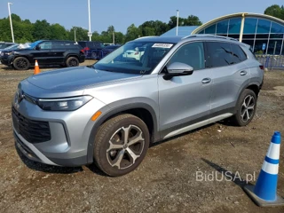 VOLKSWAGEN TIGUAN SE