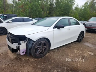 MERCEDES-BENZ A 220 4MATIC