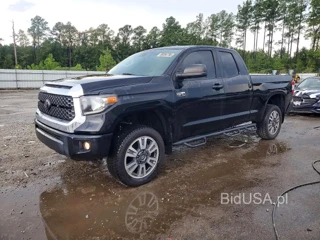 TOYOTA TUNDRA SR5