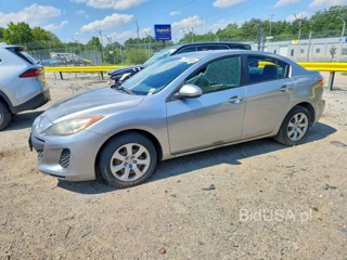 MAZDA 3 I