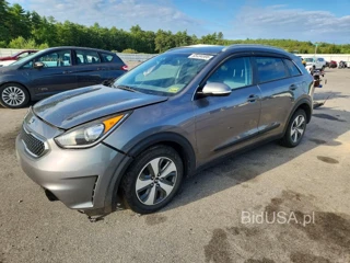 KIA NIRO EX