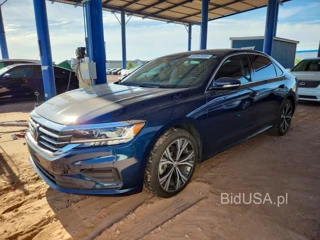 VOLKSWAGEN PASSAT SE