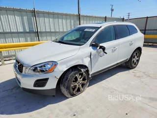 VOLVO XC60 T6