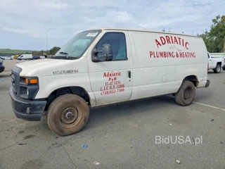 FORD ECONOLINE E250 VAN
