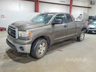 TOYOTA TUNDRA DOUBLE CAB SR5