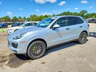 PORSCHE CAYENNE SE HYBRID PLATINUM