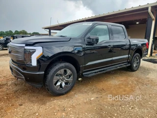 FORD F150 LIGHTNING LARIAT