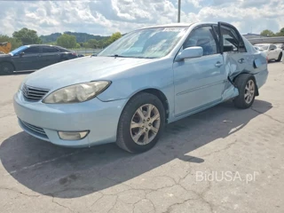 TOYOTA CAMRY XLE