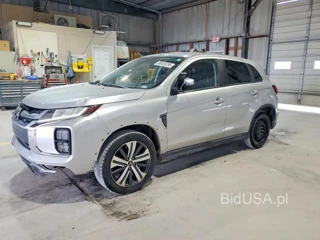 MITSUBISHI OUTLANDER SPORT SE