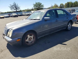 MERCEDES-BENZ E 430