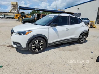 NISSAN KICKS SR
