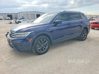 VOLKSWAGEN TIGUAN SE
