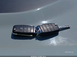 KIA KIA NIRO FE