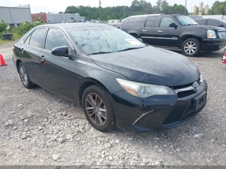 TOYOTA TOYOTA CAMRY SE