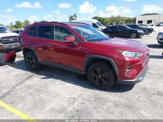 TOYOTA TOYOTA RAV4 XLE