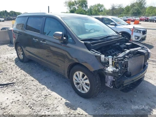 KIA KIA SEDONA LX
