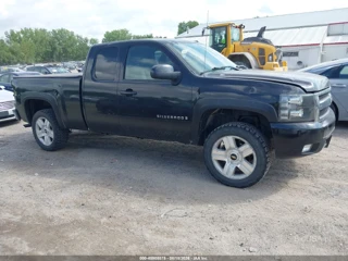 CHEVROLET CHEVROLET SILVERADO 1500 LTZ