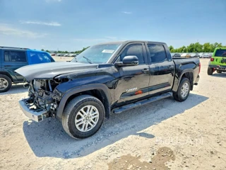 TOYOTA TUNDRA SR5