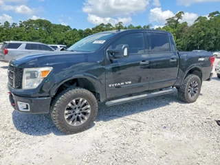 NISSAN TITAN PRO-4X