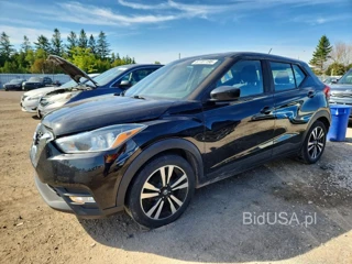 NISSAN KICKS S