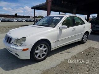 MERCEDES-BENZ C 320