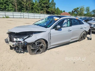 KIA K5 GT LINE