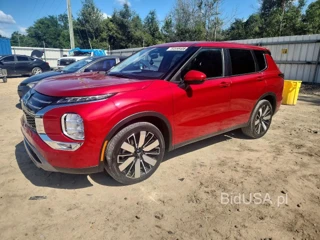 MITSUBISHI OUTLANDER SE