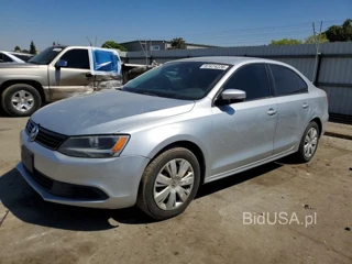 VOLKSWAGEN JETTA SE