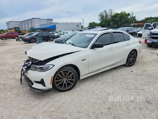 BMW 330I