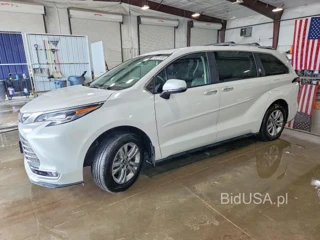 TOYOTA SIENNA PLATINUM 7-PASSENGER