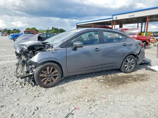 NISSAN VERSA SV