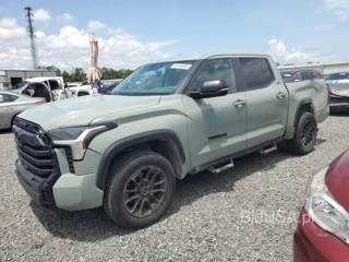 TOYOTA TUNDRA SR5