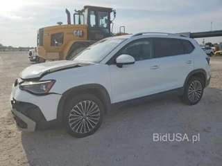 VOLKSWAGEN TAOS SE