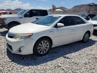 TOYOTA CAMRY HYBRID XLE