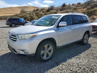 TOYOTA HIGHLANDER LIMITED
