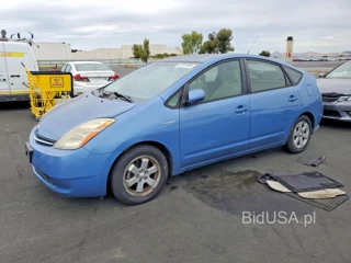 TOYOTA PRIUS BASE