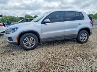 VOLKSWAGEN TIGUAN S