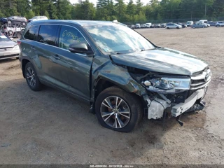 TOYOTA TOYOTA HIGHLANDER XLE V6