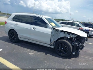 BMW X7 XDRIVE40I