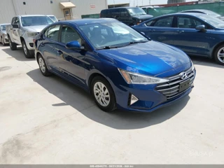 HYUNDAI HYUNDAI ELANTRA SE