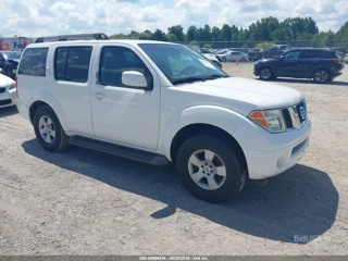 NISSAN NISSAN PATHFINDER SE
