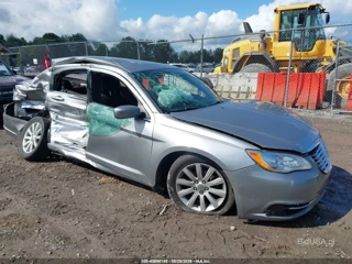 CHRYSLER CHRYSLER 200 TOURING