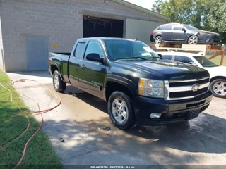 CHEVROLET CHEVROLET SILVERADO 1500 LTZ