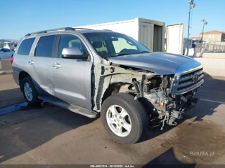 TOYOTA TOYOTA SEQUOIA SR5 5.7L V8