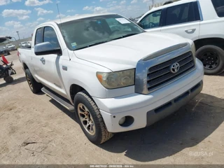 TOYOTA TOYOTA TUNDRA LIMITED 5.7L V8