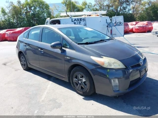TOYOTA TOYOTA PRIUS THREE