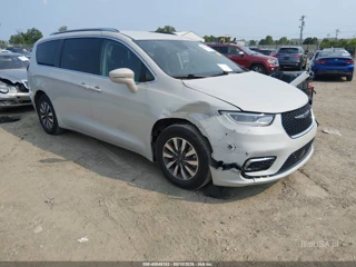 CHRYSLER CHRYSLER PACIFICA TOURING L